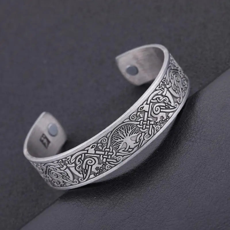 Vintage Tree of Life Magnetic Copper Bracelet Open Bracelet Classic Fashion Men and Women Party Banquet Accessories Wholesale