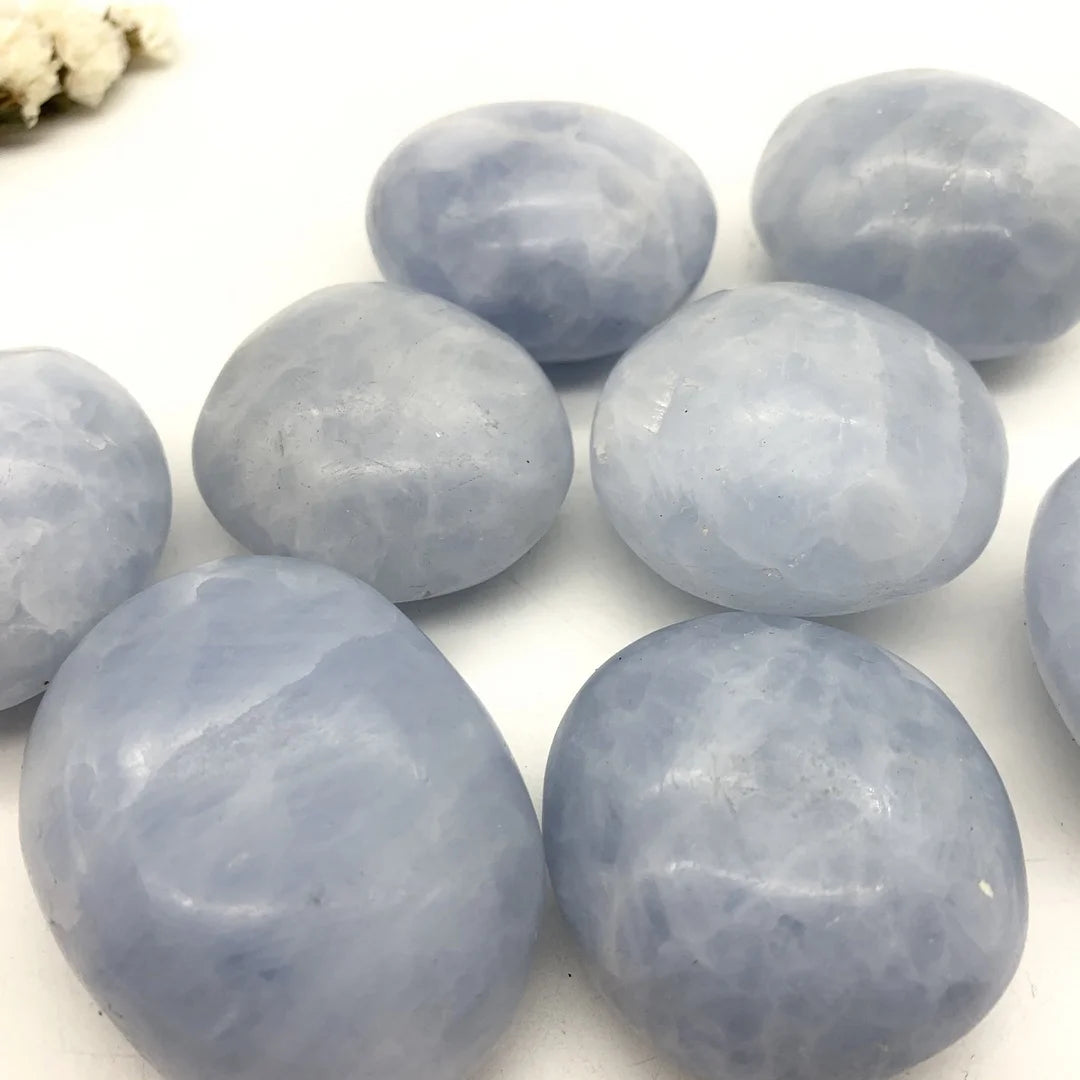 Beautiful Natural Blue Celestite Palm Quartz Gem Crystal Polished Raw Stones Irregular Shape Healing Home Decoration Gifts