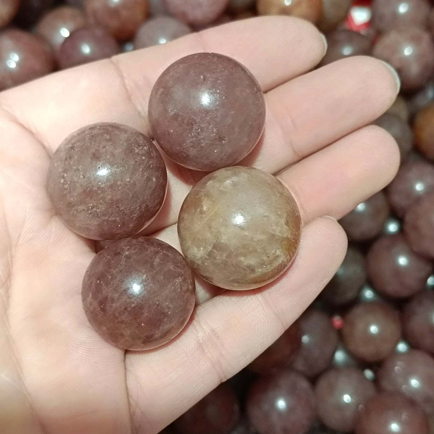 1pc Natural Crystals Ball Strawberry Quartz Sphere Mineral Palm Healing Reiki Healthy Decor Crafts