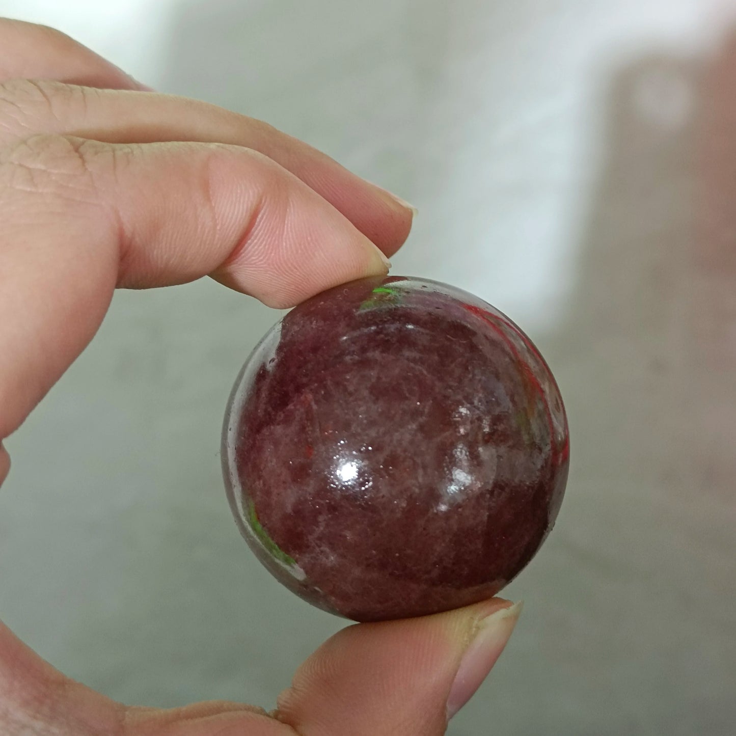 1pc Natural Crystals Ball Strawberry Quartz Sphere Mineral Palm Healing Reiki Healthy Decor Crafts